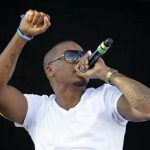 Rapper Nas performs during the last day of the Coachella Valley Music & Arts Festival in Indio, California April 17, 2011. REUTERS/Mike Blake