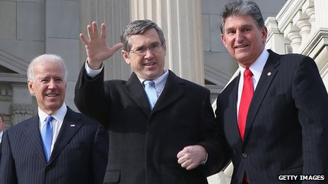 Republican Senator Mark Kirk backs gay marriag