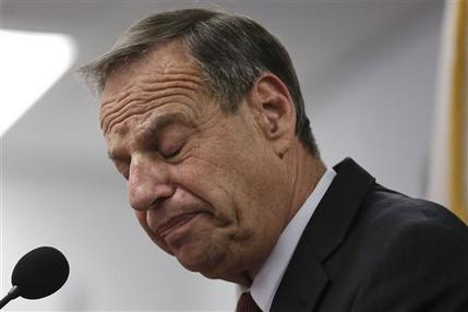 San Diego Mayor Bob Filner pauses as he speaks during a news conference at city hall Friday, July 26, 2013, in San Diego. Filner said Friday he will undergo therapy after less than a year in office amid allegations that he sexually harassed women. Filner announced his plan for a two-week stay beginning Aug. 5, in a behavioral clinic after a series of women claimed he kissed, groped and placed them in headlocks. (AP Photo/Gregory Bull)