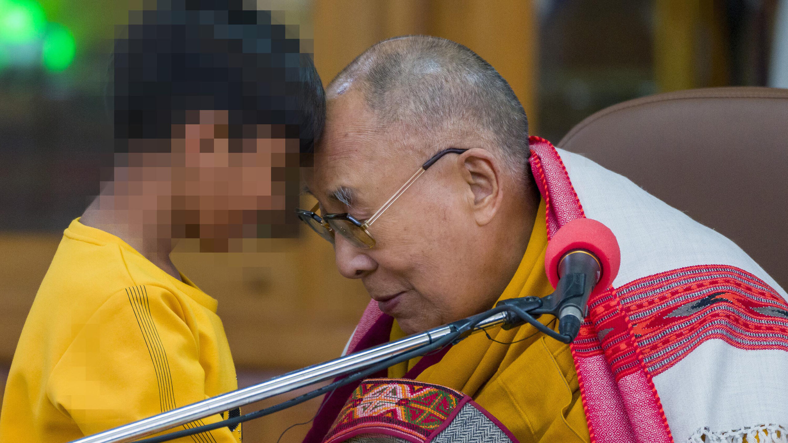 Dalai Lama apologizes for video of him kissing boy