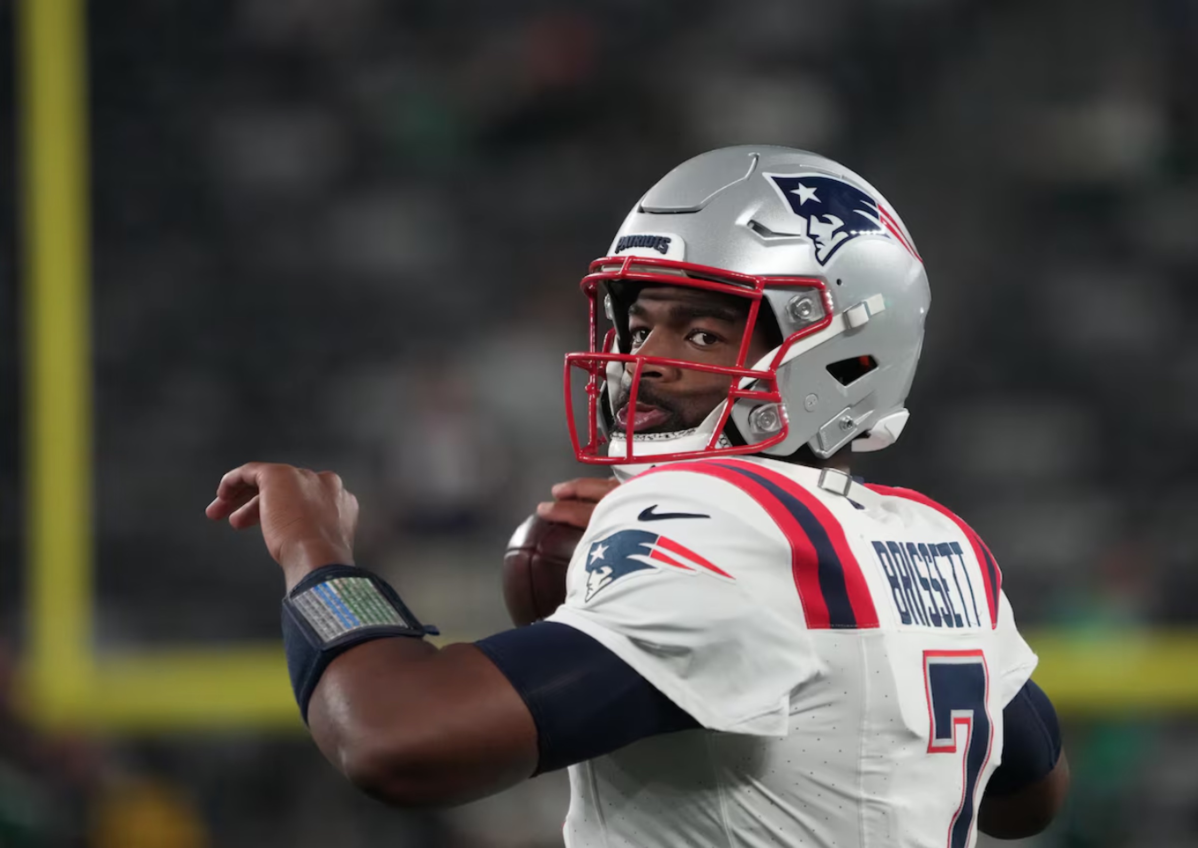 Sep 19, 2024; East Rutherford, New Jersey, USA; New England Patriots quarterback Jacoby Brissett (7) pre game against the New York Jets at MetLife Stadium. 