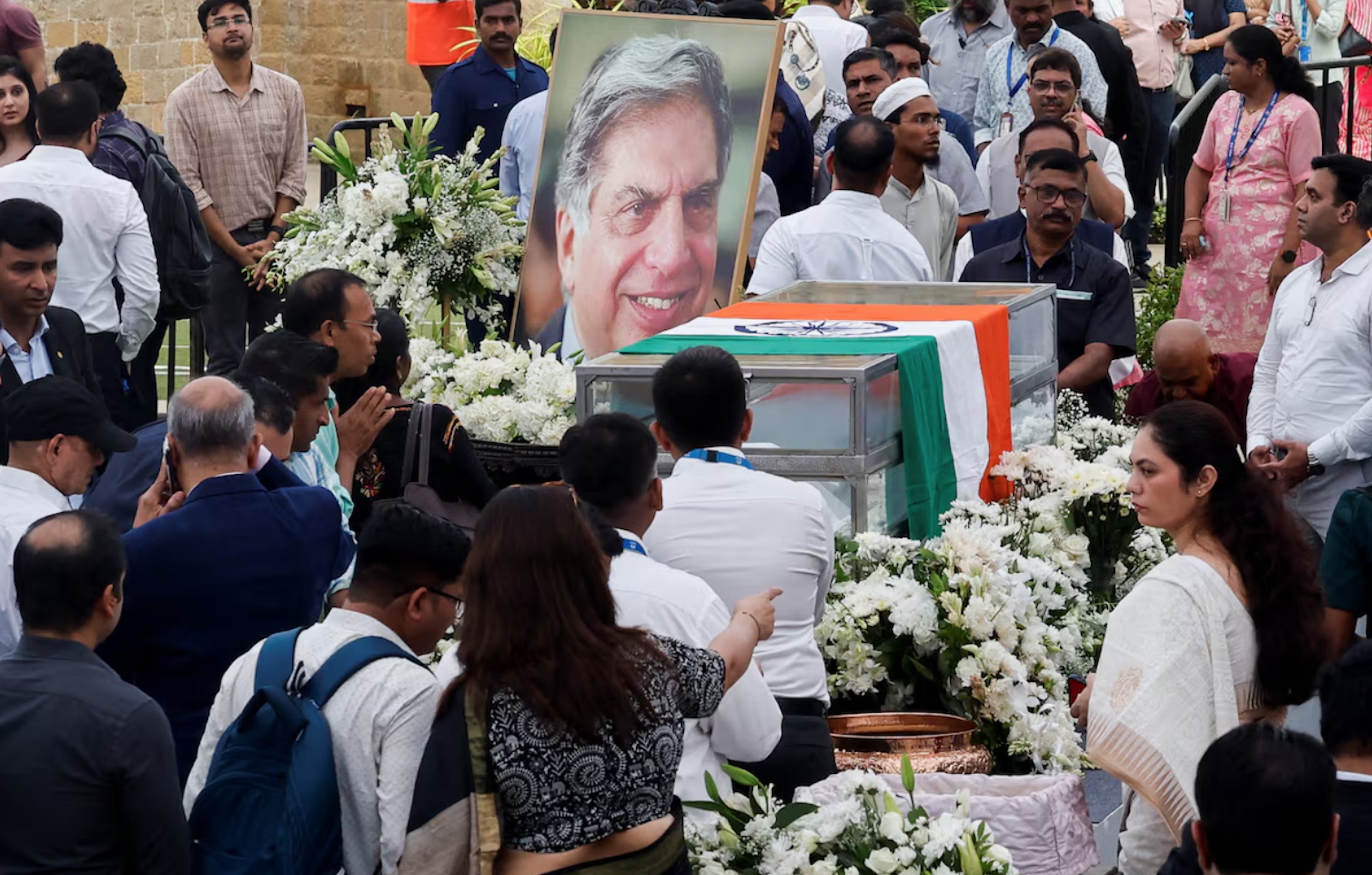 People pay their respects to the former chairman of Tata Group Ratan Tata, in Mumbai, India, October 10, 2024. 