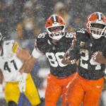 Cleveland Browns running back Nick Chubb (24) carries for a touchdown in the second half of an NFL football game against the Pittsburgh Steelers, Thursday, Nov. 21, 2024, in Cleveland.